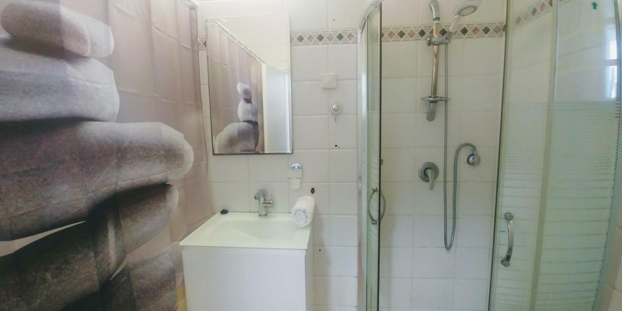 Dizengoff Penthouse Boutique Hostel Тел Авив Екстериор снимка